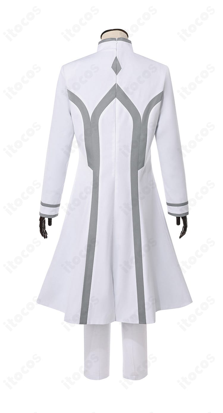 マリスビリー・アニムスフィア コスプレ衣装の背面。背中のラインと裾の落ち感が分かる後ろ姿。