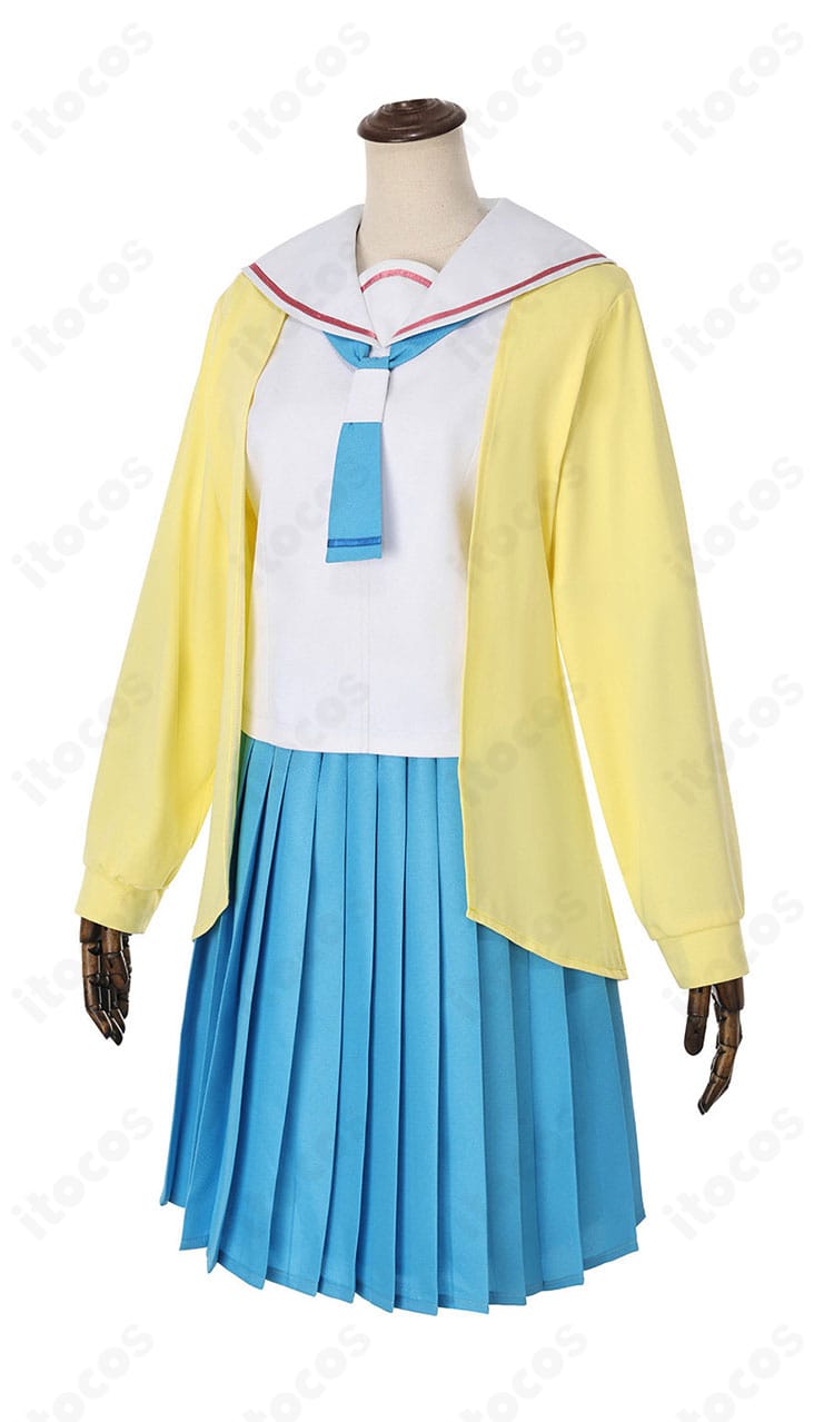 学園制服コスプレ衣装の側面。コートのラインとスカートのフレア感、レッグカバーのフィット感を強調