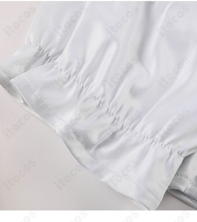 レッグカバーの装飾ディテール。フィット感と柄の整合性が分かる近接ショット