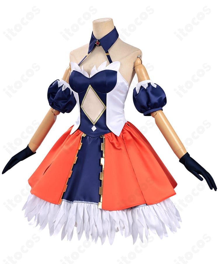 アルヴィト衣装の側面。パフスリーブのボリュームとウエストラインのシルエット