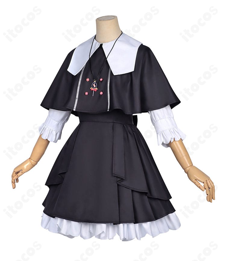 森亜るるか 私服ワンピース衣装の側面シルエット