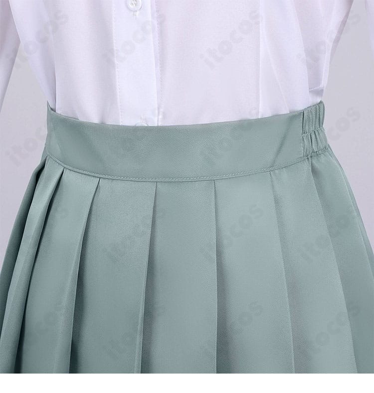 腰まわり装飾ディテール（ベルト位置と収まり）