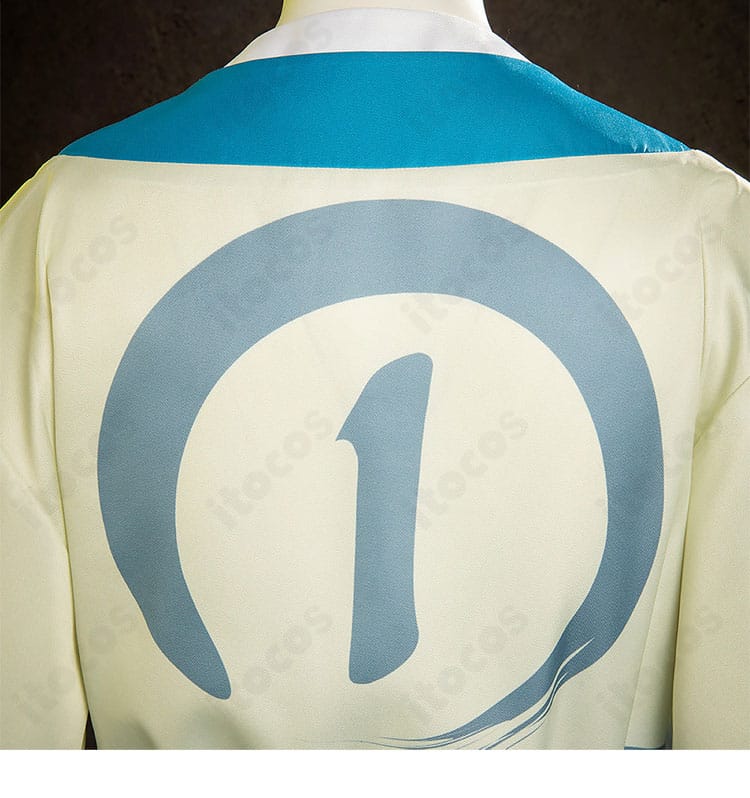 背面装飾パーツの意匠と配置ディテール近接