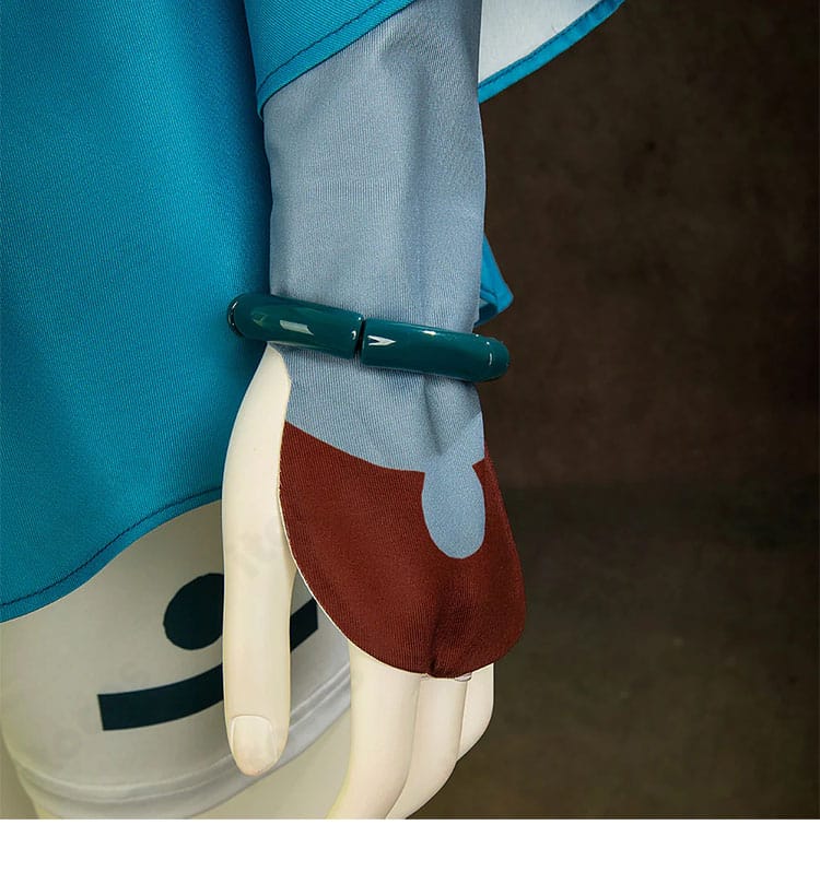 手首飾りの固定と意匠ディテール近接