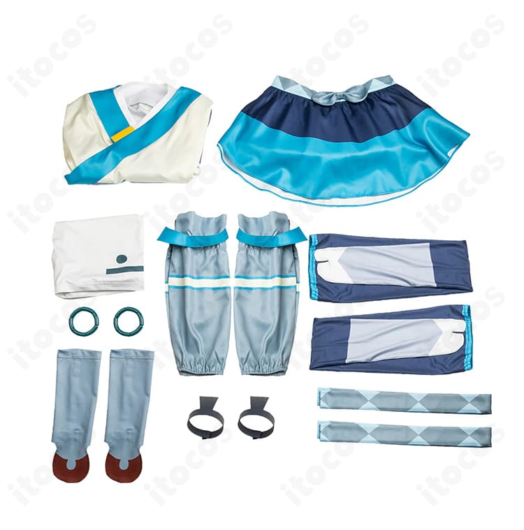 セット内容一式(トップス・スカート・ショートパンツ・小物)の並び