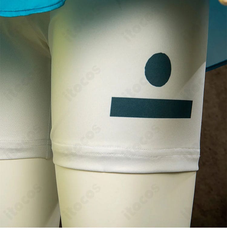 ショートパンツの装飾・シルエットディテール近接