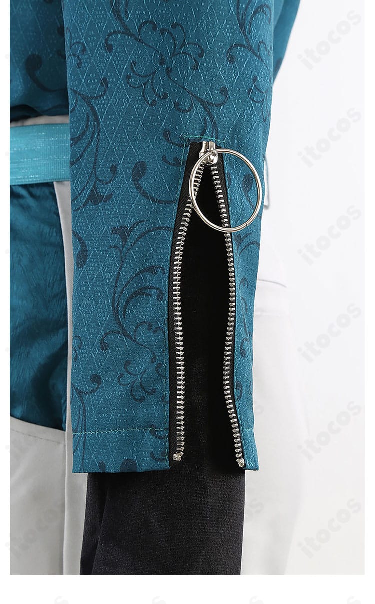 袖口ファスナーの形状と開閉ディテールを示したクローズアップ画像