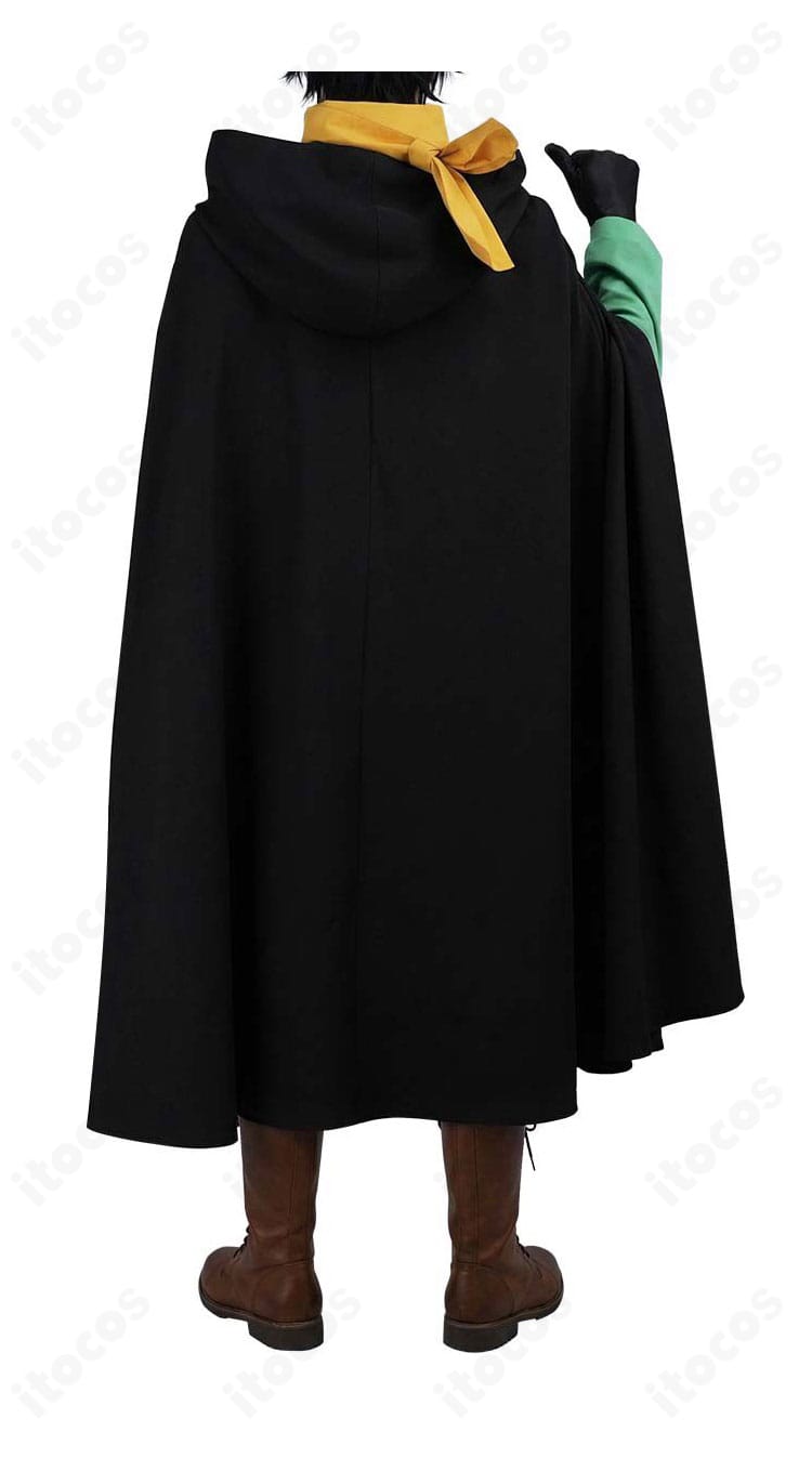 ナツキ・スバル衣装の背面図。マント後ろ姿とコートの丈感・背面シームが分かる画像