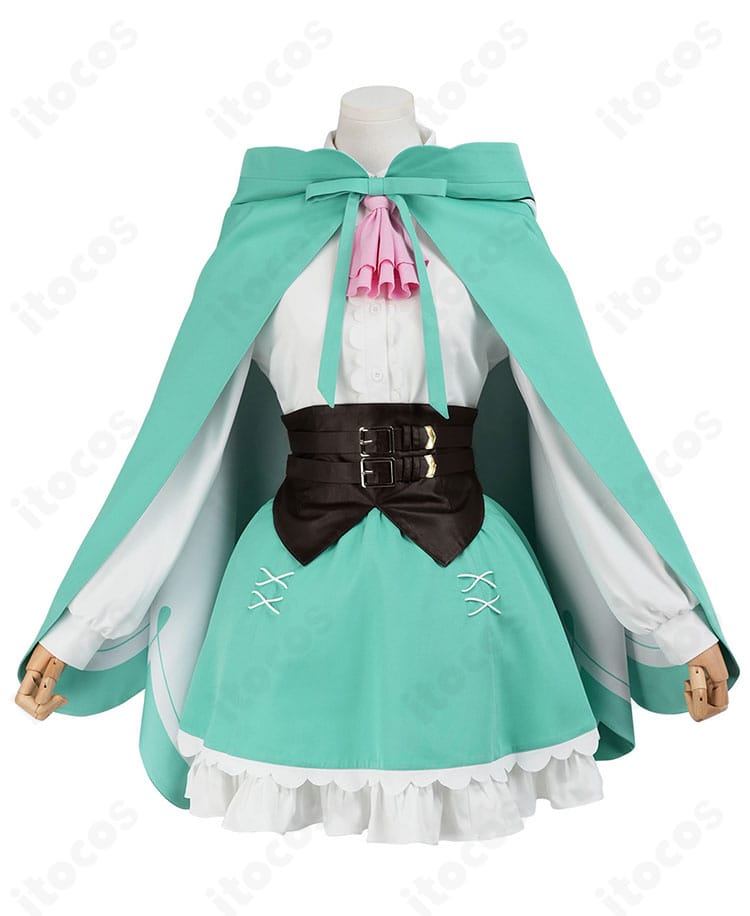 レム コスプレ衣装の正面全体。マント・シャツ・スカートのバランスと高コントラスト配色を確認可能。