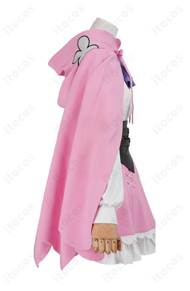 右側カチューシャとスカーフ端部の装飾ディテール