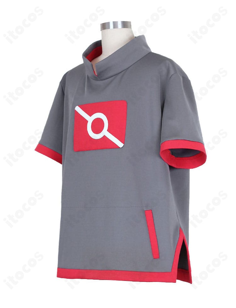 ゴウ コスプレ トップスの側面。肩周りと袖のライン、シルエットを確認できる画像