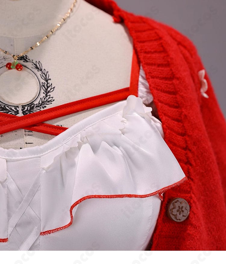 肩口の装飾パーツとステッチのアップ