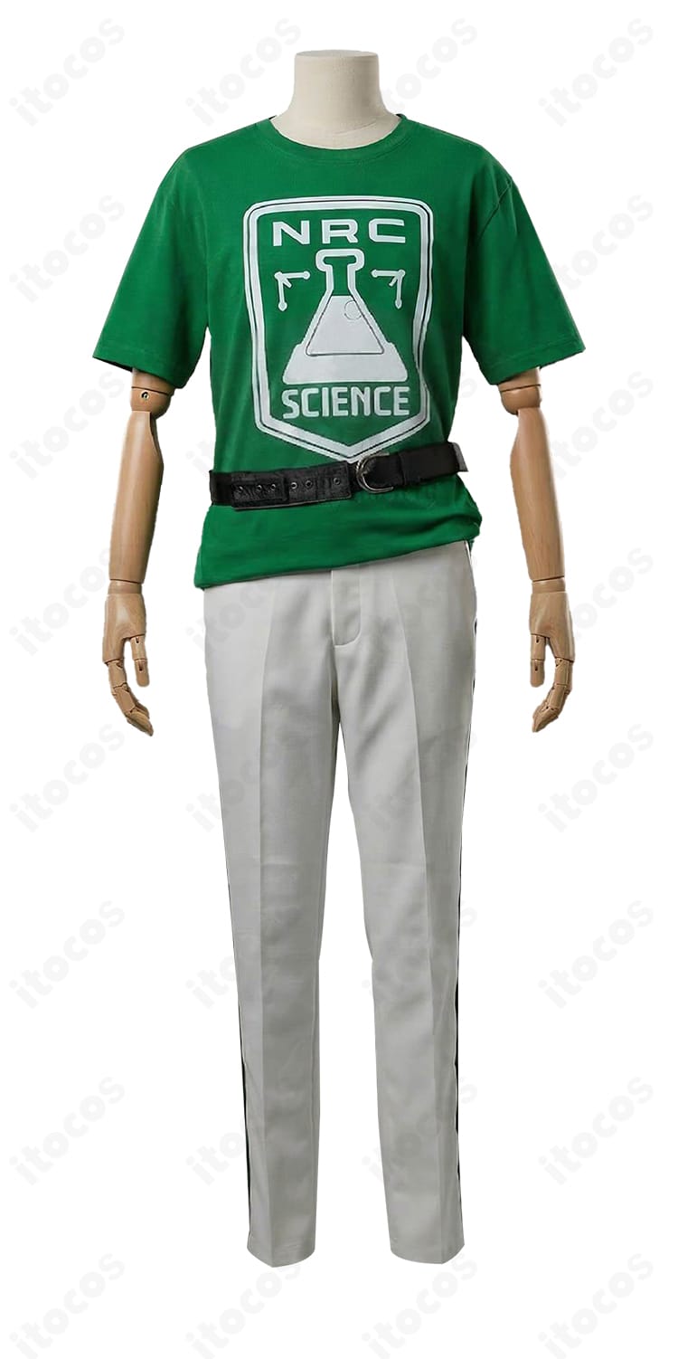 半袖トップスの縫製と生地感が分かるディテール（ハリ感とステッチ）