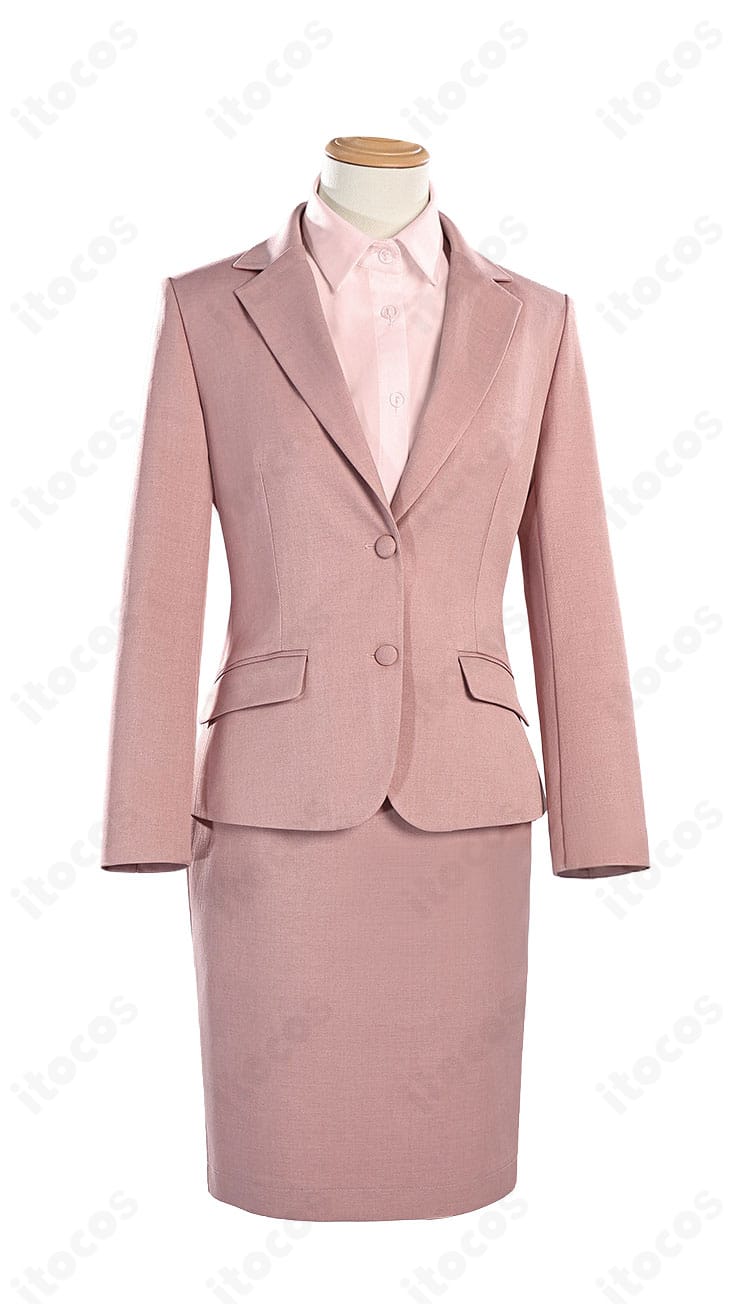 桃瀬成海 ピンクスーツコスプレ ジャケットとスカートの正面全体画像