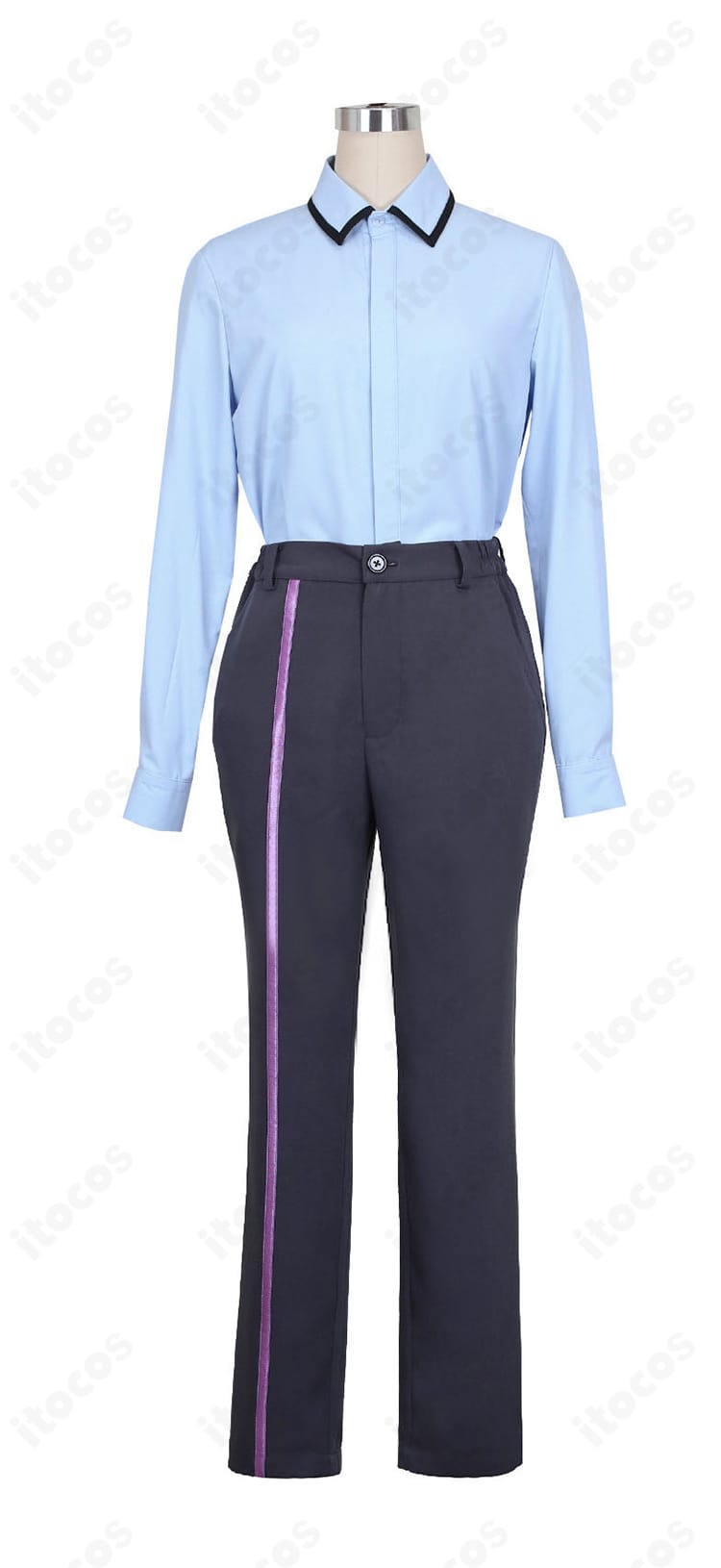 長袖シャツの袖口と生地質感のアップ