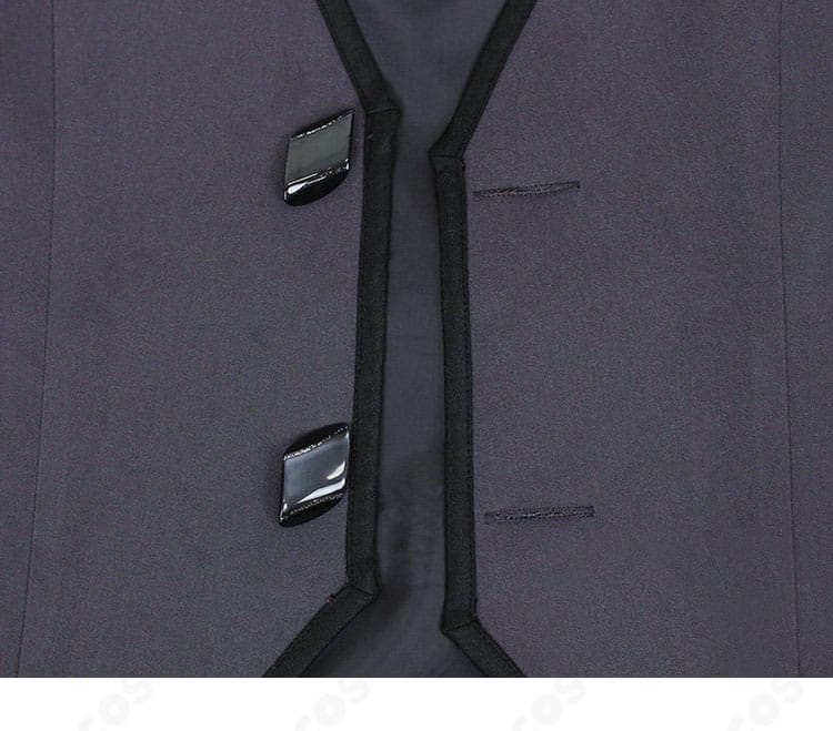 インナーベスト前立てとボタン装飾の接写