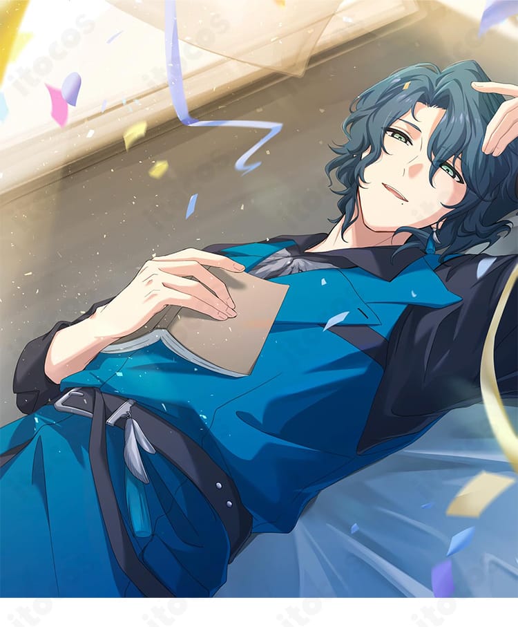 棗夜鷹 私服コスプレ衣装の側面ディテール。シルエットの美しさと縫製の仕上がりが分かる角度