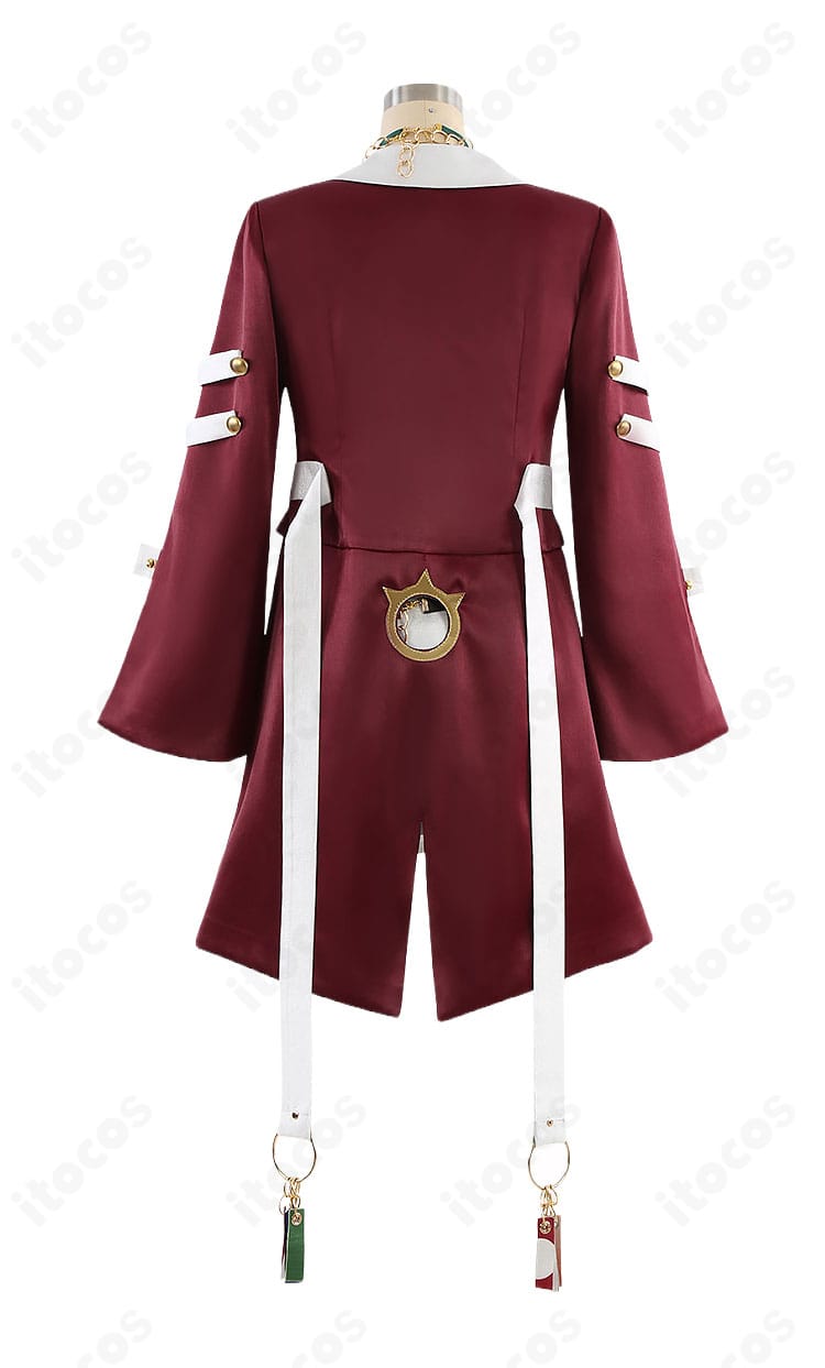 背面のシルエットとベルト・装飾配置が分かる全体像