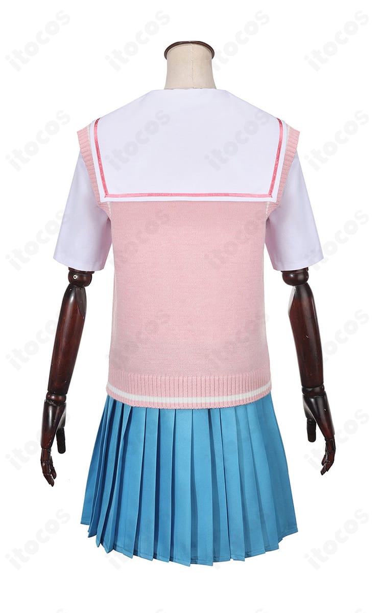 綾紬芦花 制服コスプレの背面全体像(バックシルエットと丈感)