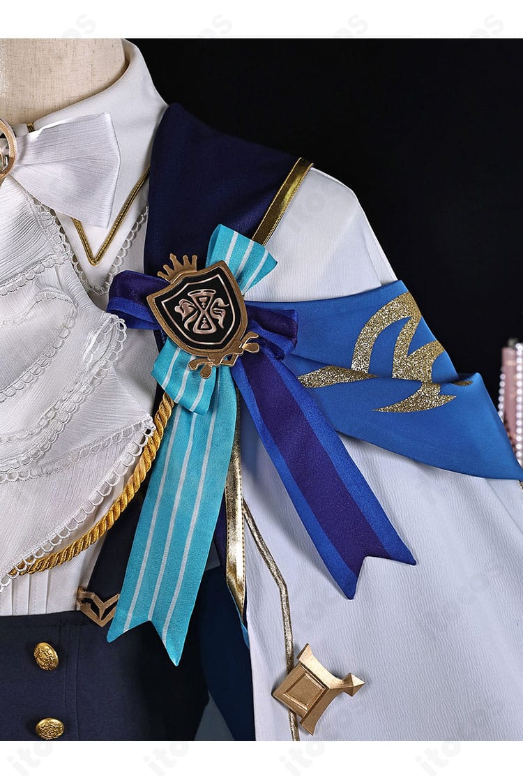 原神 スカラマシュ 璀夜華宴コスプレの肩と袖ディテール。装飾パーツの縫製と固定方法の近接写真