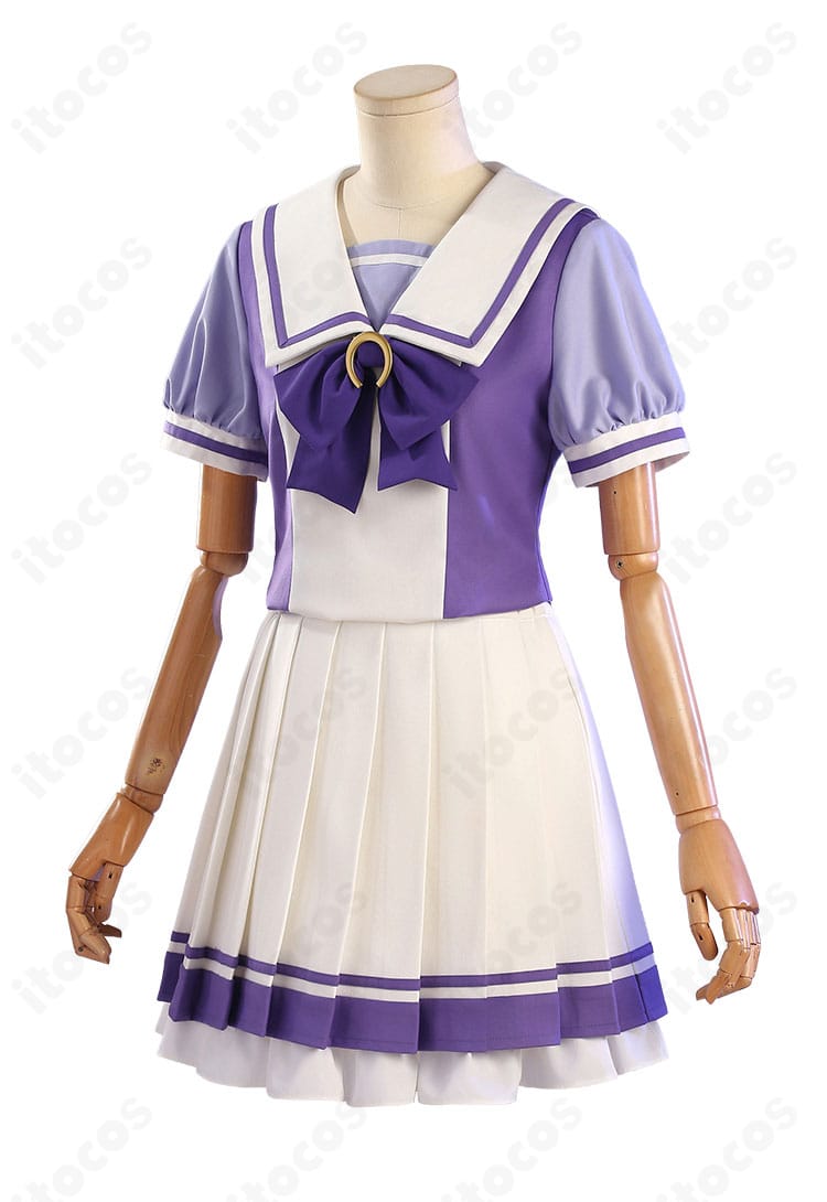 ウマ娘 トレセン学園 夏服コスチュームの側面。ウエストラインとスカートの広がりがわかる角度。