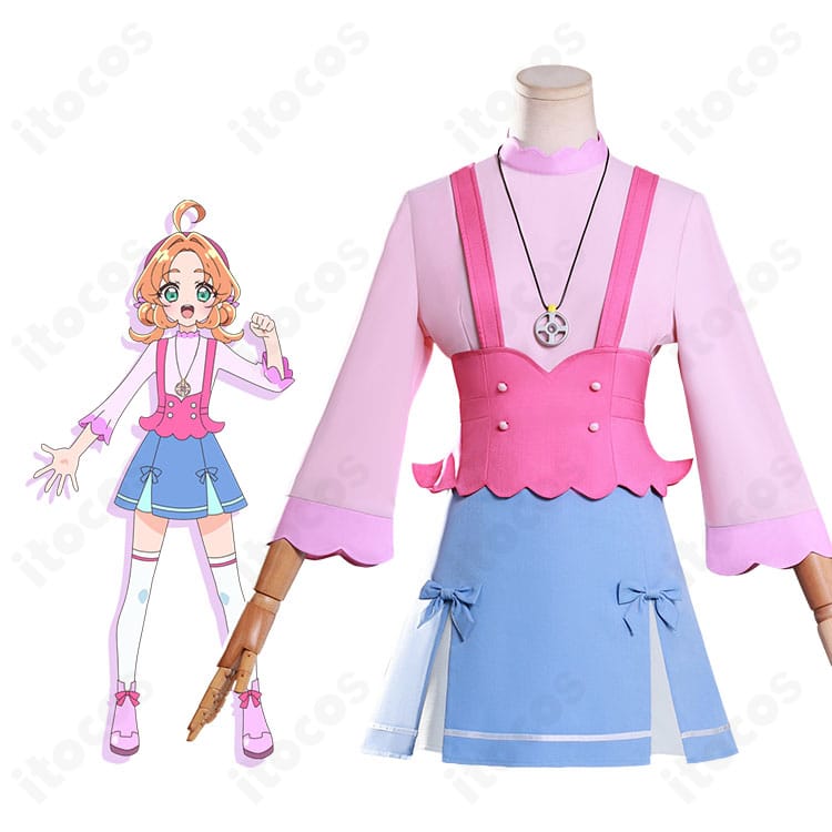 明智アンナ 私服コスプレを着用した全身イメージ。ベレー帽とコルセット風ベルトがポイントの上品コーデ。