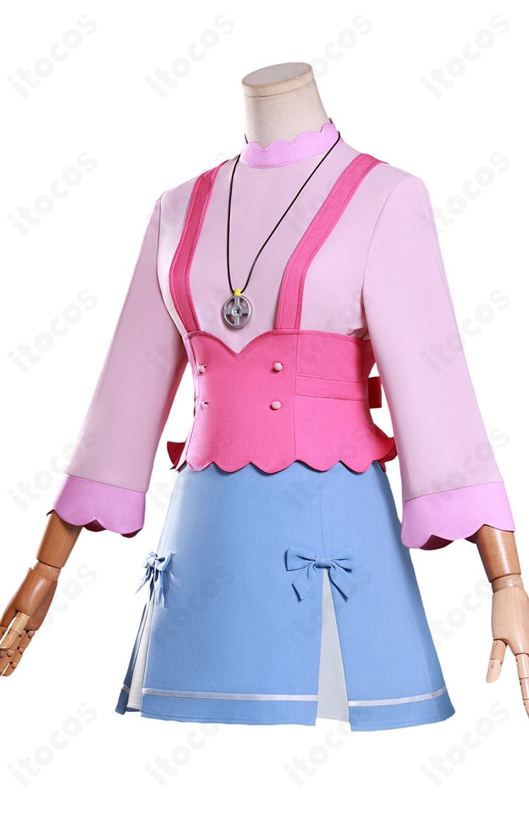明智アンナ 私服コスプレ 側面シルエット。スカートの広がりとベルト位置のバランスを強調。