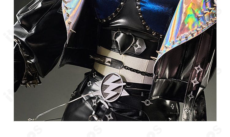 ウエスト周りのコルセットと腰飾りのディテールアップ