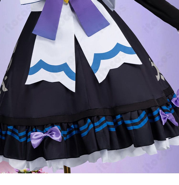 原神メイド風コスプレ衣装スカート背面の装飾ディテール
