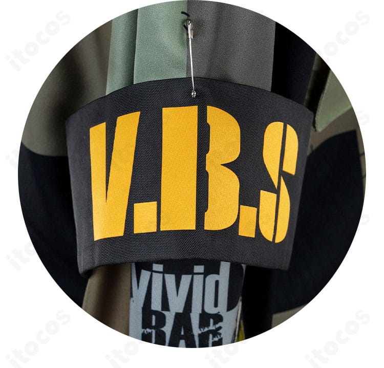 東雲彰人 V.B.S SURVIVOR衣装の袖文字装飾