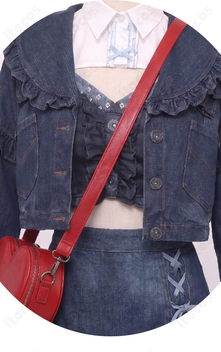 水面まどか コスプレ衣装のジャケット前開きとビスチェ風トップスのディテール
