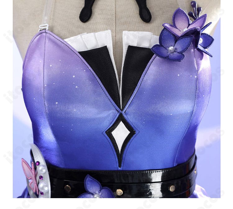 キャストリス コスプレ衣装の襟元と前身頃の装飾