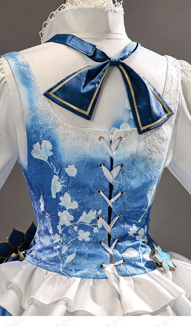 第五人格シアノタイプ衣装の背面に施された華やかな装飾