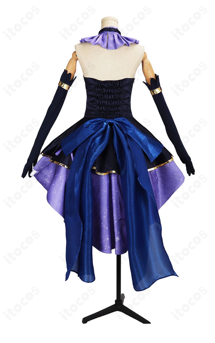 月ノ美兎8th Anniversaryコスプレ衣装の背面リボンと後ろ姿