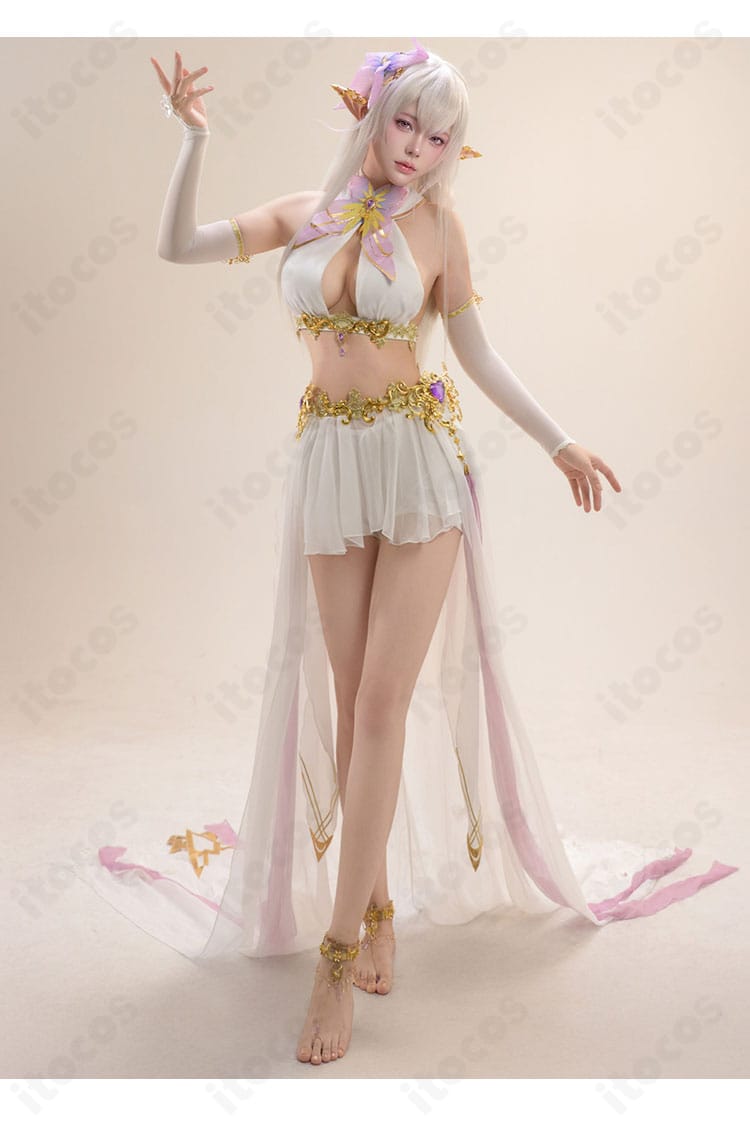 アルビオンの白×ゴールドのコスプレ衣装を正面から見た全体像