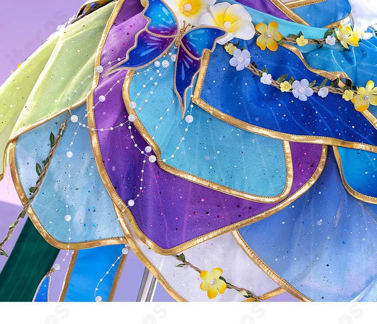 絢瀬絵里の妖精風スカートに付いた蝶の装飾