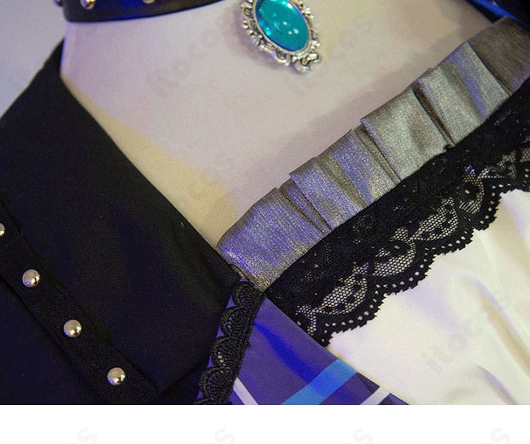 ブルーエンプレスコーデ衣装の襟元の装飾