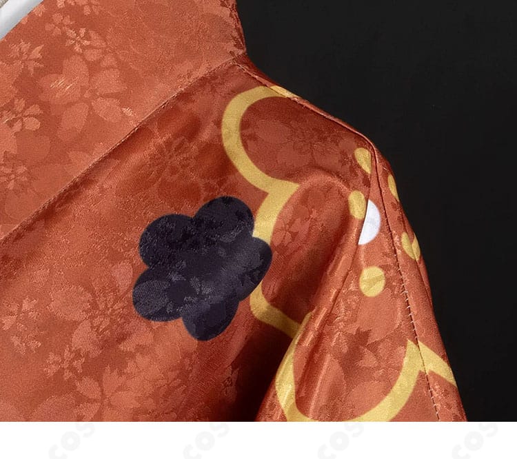 桃園奈々生の着物コスプレ衣装の肩部分の装飾