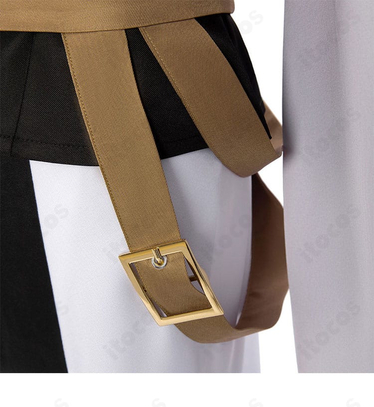 腰帯ディテール。コルセットベルト表面の意匠と縫製の丁寧さを示すクローズアップ。