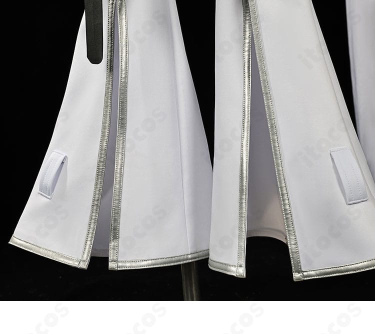 裾ディテール写真。裾ラインの広がりと全体バランスの仕上がりをレビュー