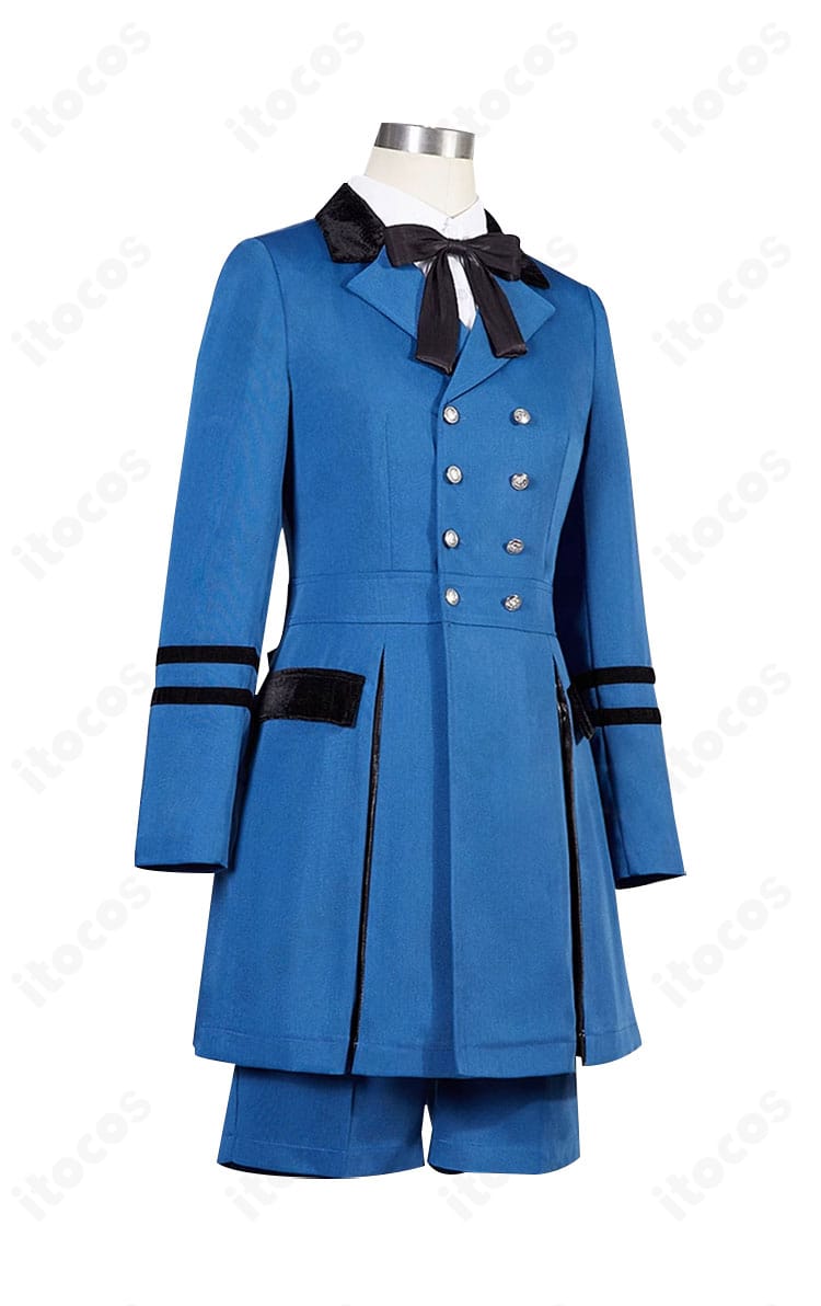 黒執事 シエル コスプレ衣装 正面全身。コートとショートパンツのバランスと質感を確認