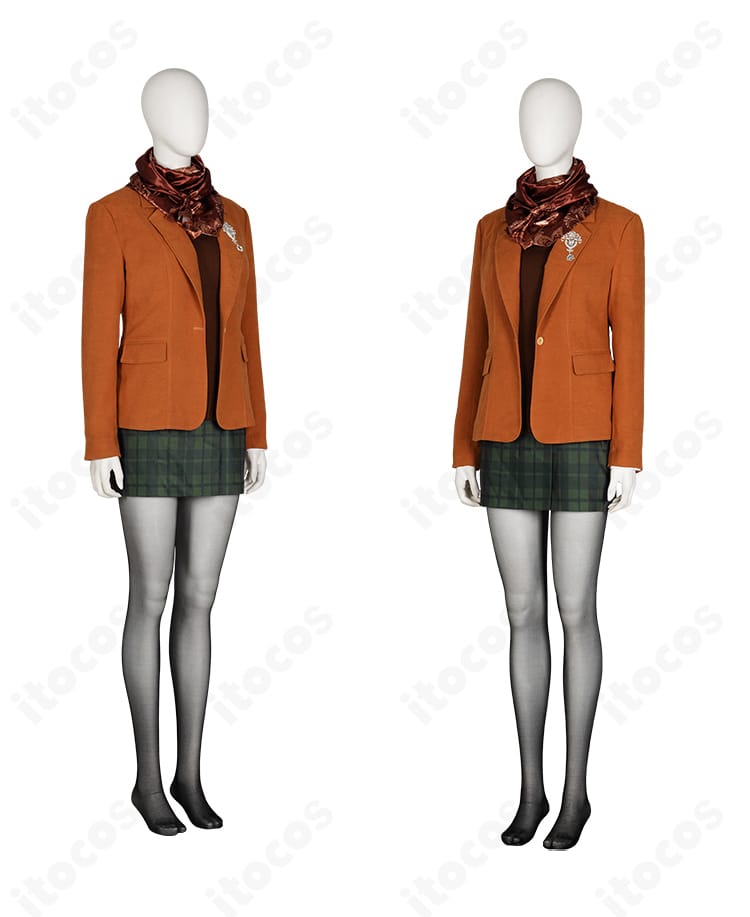 アシュリー・グラハム コスプレ衣装のサイドビュー。立体裁断で動きやすく、ラインが崩れにくい設計。