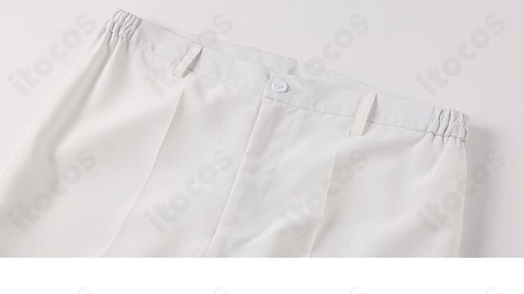 ズボンの装飾ディテール。紋様の再現度と生地のハリ感を確認できる近接ショット。