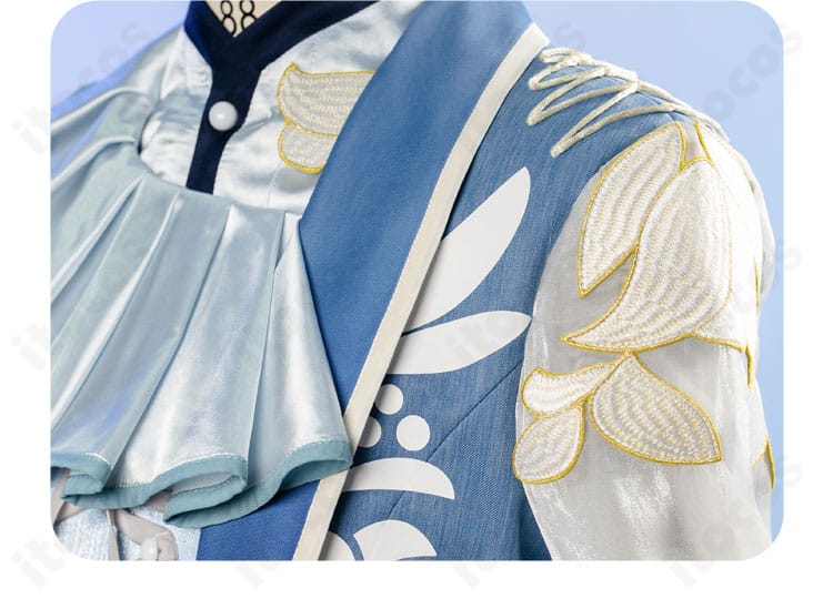 乱凪砂 シークレットスカイ 肩〜袖の刺繍ディテール。細密な意匠でステージ映えを強化