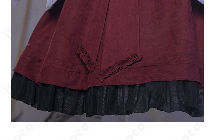 時空の絵旅人 主人公コスのスカート裾レース＆刺繍のアップ。華やかな縁取りと質感を強調。