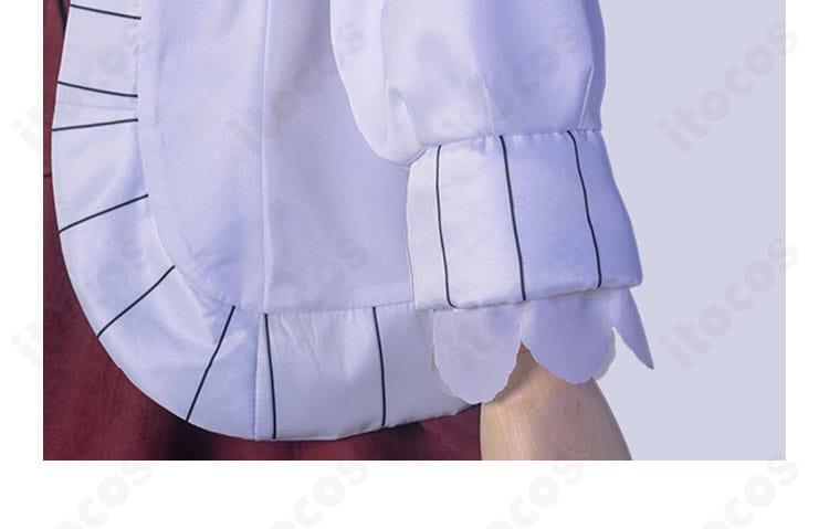 時空の絵旅人 主人公コスの袖口装飾ディテール。カフの装飾とステッチワークが写真映えする近接画像。