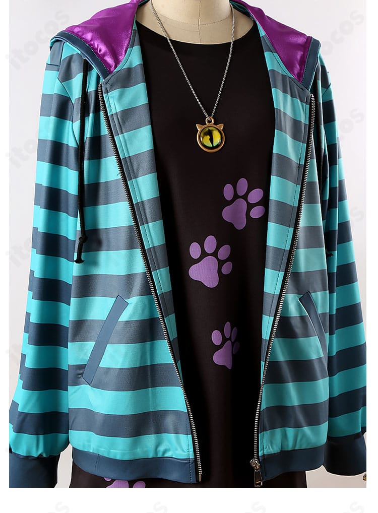 ブルーロック 蜂楽廻 Alice ver. コートのディテール。刺繍と配色パネル、縫製の仕上げを拡大表示。