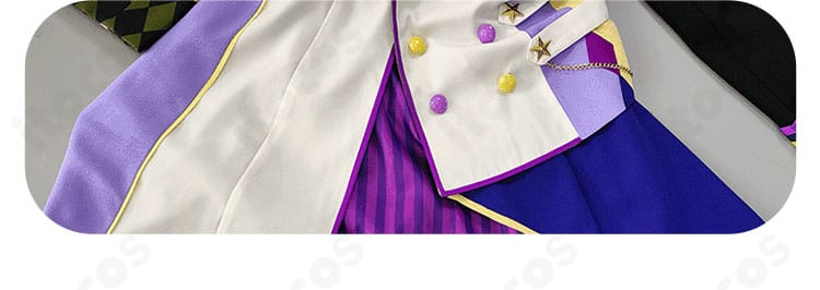 神代類 コスプレ衣装のコート裾ディテール。動きに映えるフレア状のドレープが分かる画像。