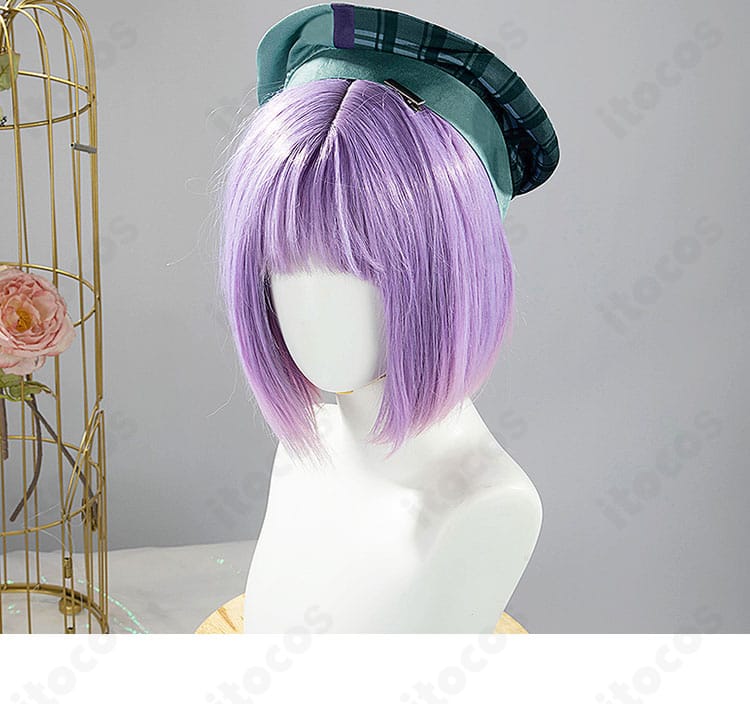 ベレー帽着用の正面イメージ。エナー・アールウェット秋服コスプレに合うアクセサリーの雰囲気を伝える画像。