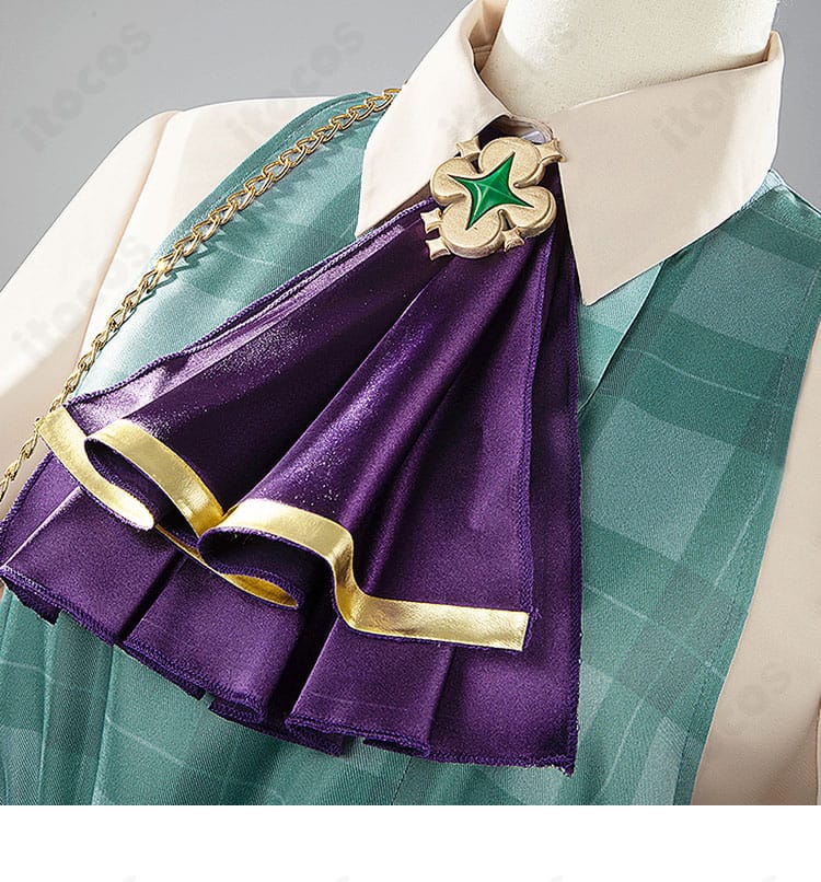 インナーの襟元装飾ディテール。エナー・アールウェット秋服コスプレの上品な仕上がりが伝わる画像。